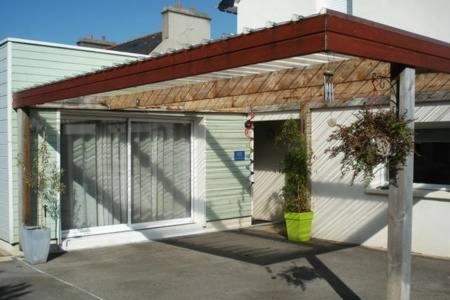 Petit Studio - Chambre Independante Au Calme Landerneau Eksteriør billede